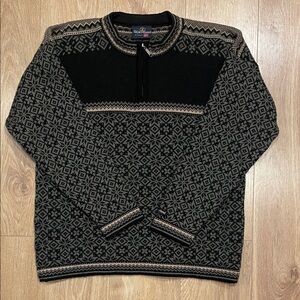 VINTAGE Norwegian Wool Sweater